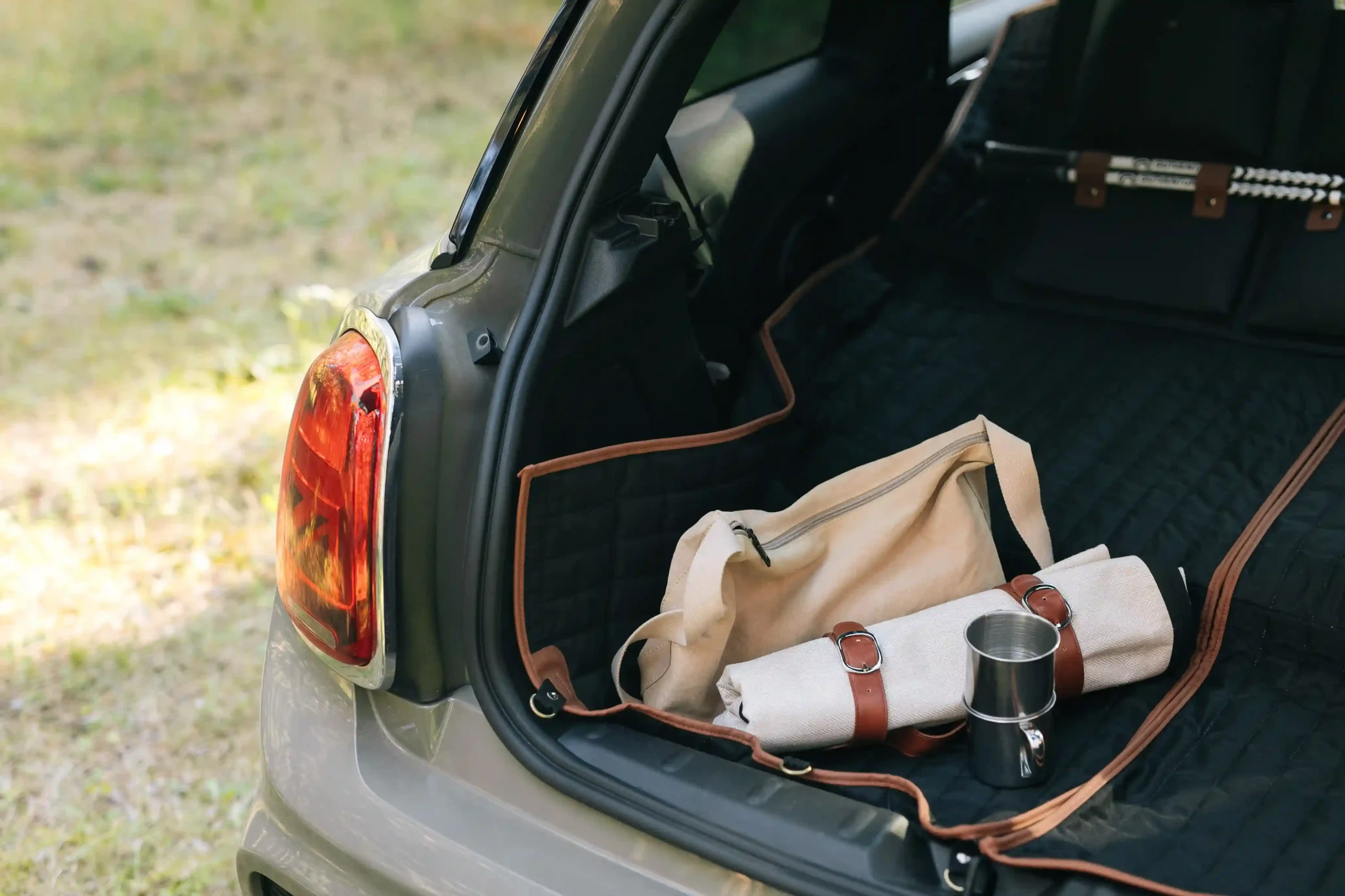 lightweight waterproof picnic blanket