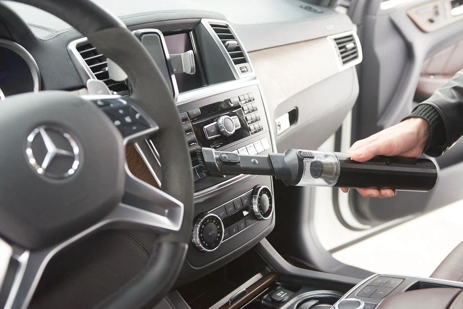 wireless handheld car vacuum cleaner for Subaru Impreza